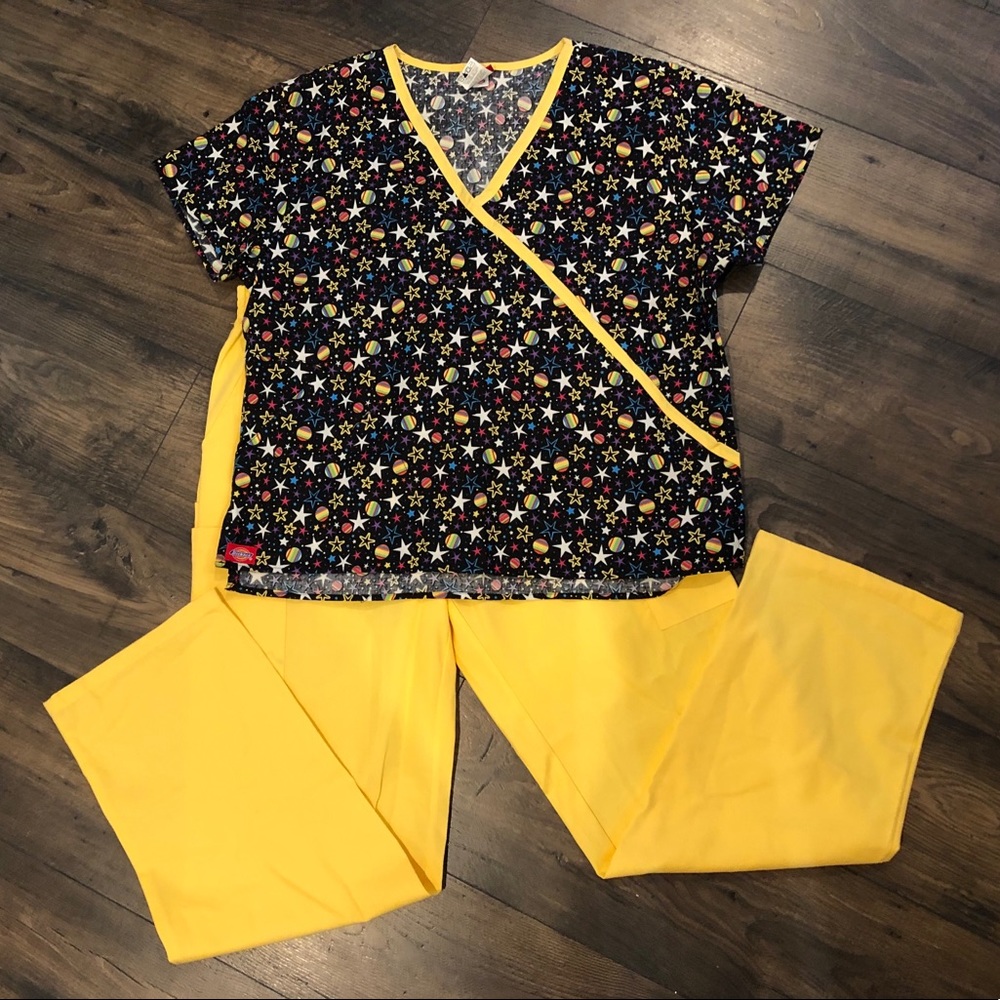 NWOT Dickies Space Scrubs